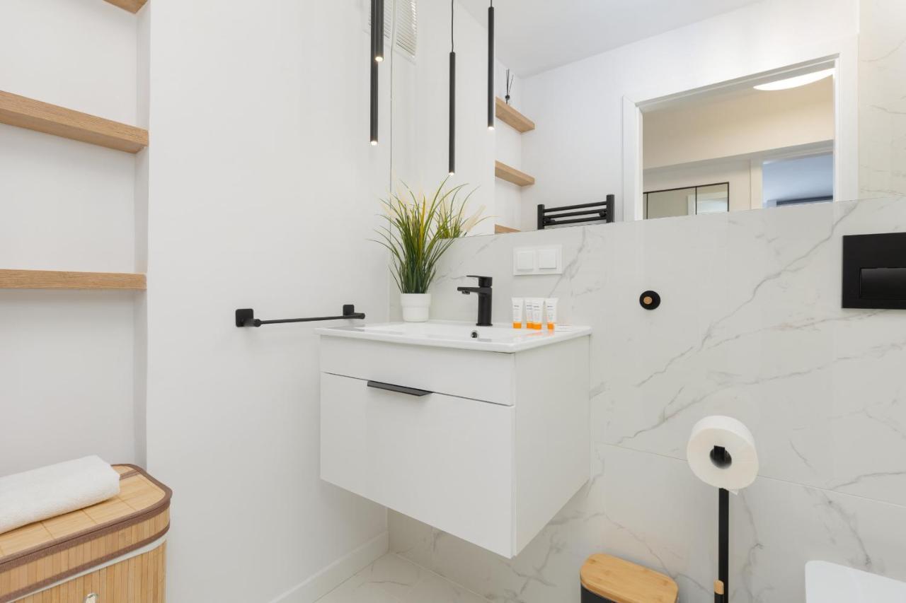 Stylish Apartment Heart Of Warsaw By Noclegi Renters 外观 照片